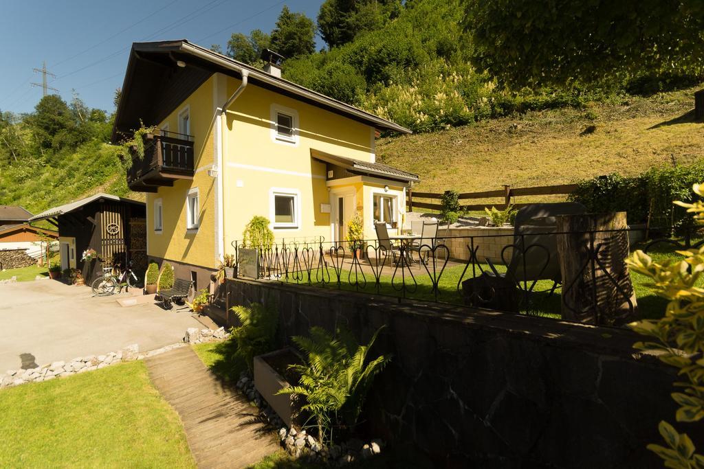 Ferienhaus Christine Taxenbach Buitenkant foto