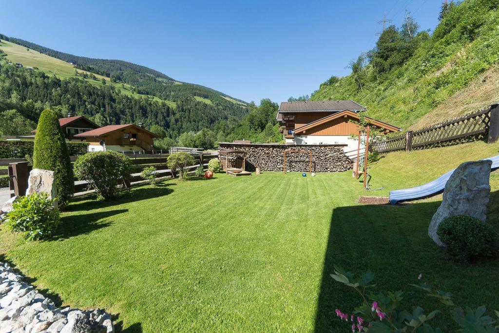 Ferienhaus Christine Taxenbach Buitenkant foto